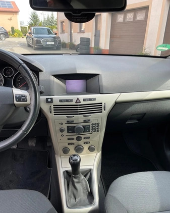 Opel Astra cena 7900 przebieg: 190000, rok produkcji 2007 z Pyskowice małe 67